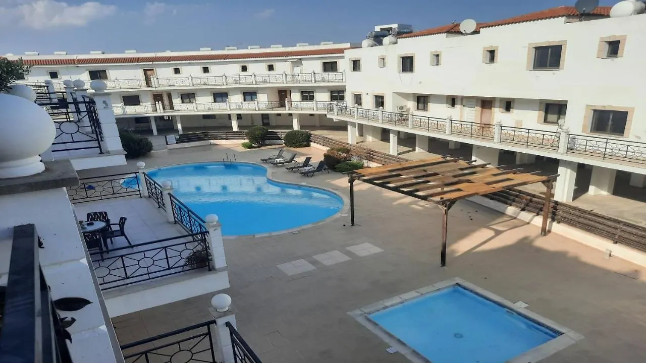 Paramount Gardens Resorts C201 Larnaca Apartment