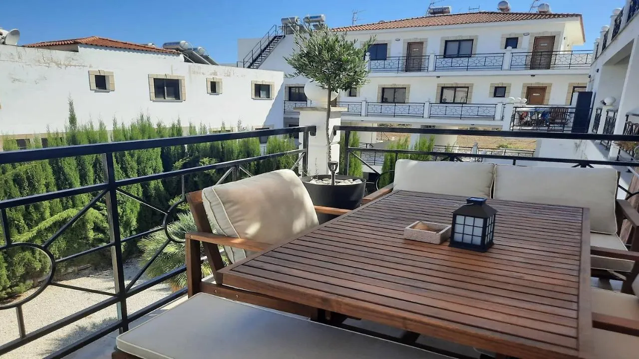 Apartment Paramount Gardens Resorts C201 Larnaca