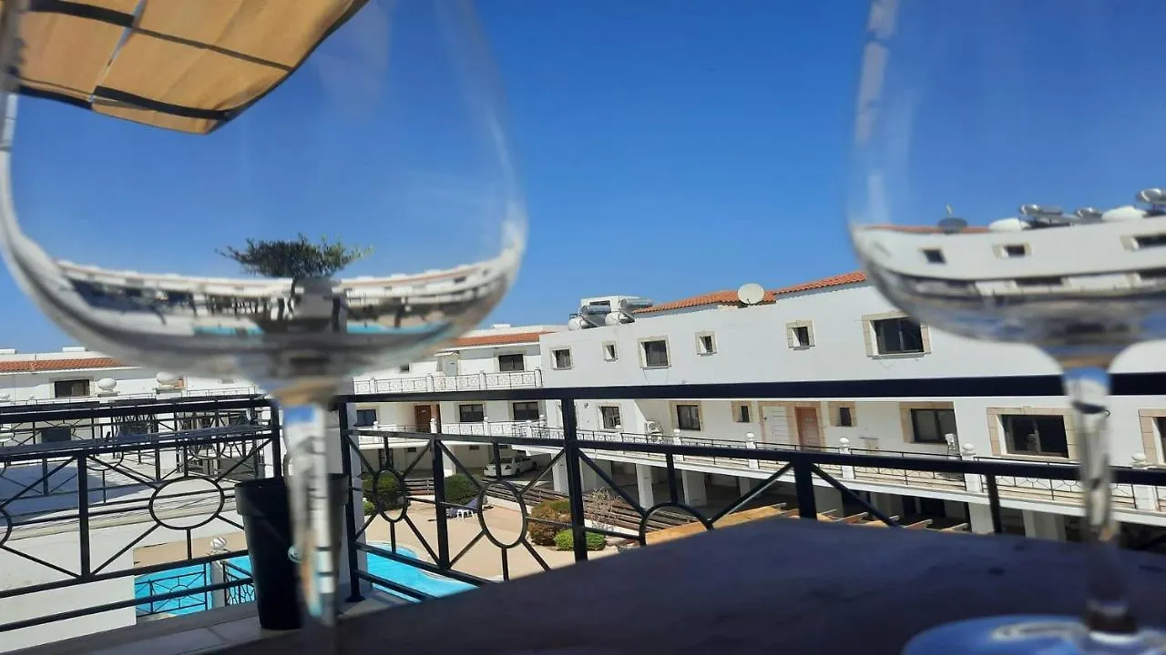 Paramount Gardens Resorts C201 Larnaca 0*,